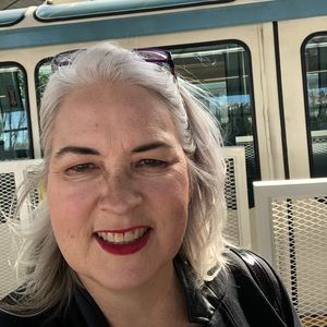 Meet your Posher, Christine
